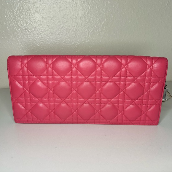 Dior Lambskin Cannage Lady Dior Fuchsia Clutch with Chain - Picture 5 of 12